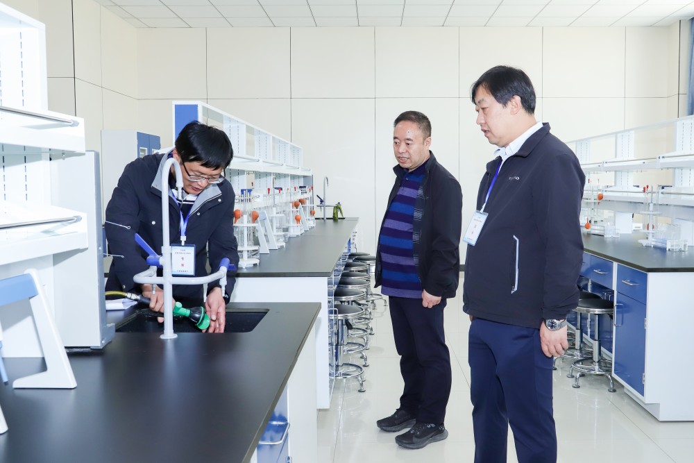 2023年5月26日 十大菠菜软件平台排名2023年高校实验室安全现场检查首次会议 (24)(1).jpg