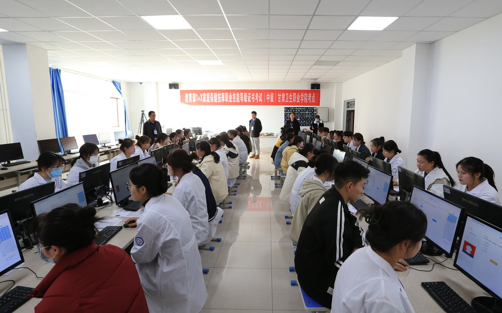 BI4P0733_调整大小.jpg
